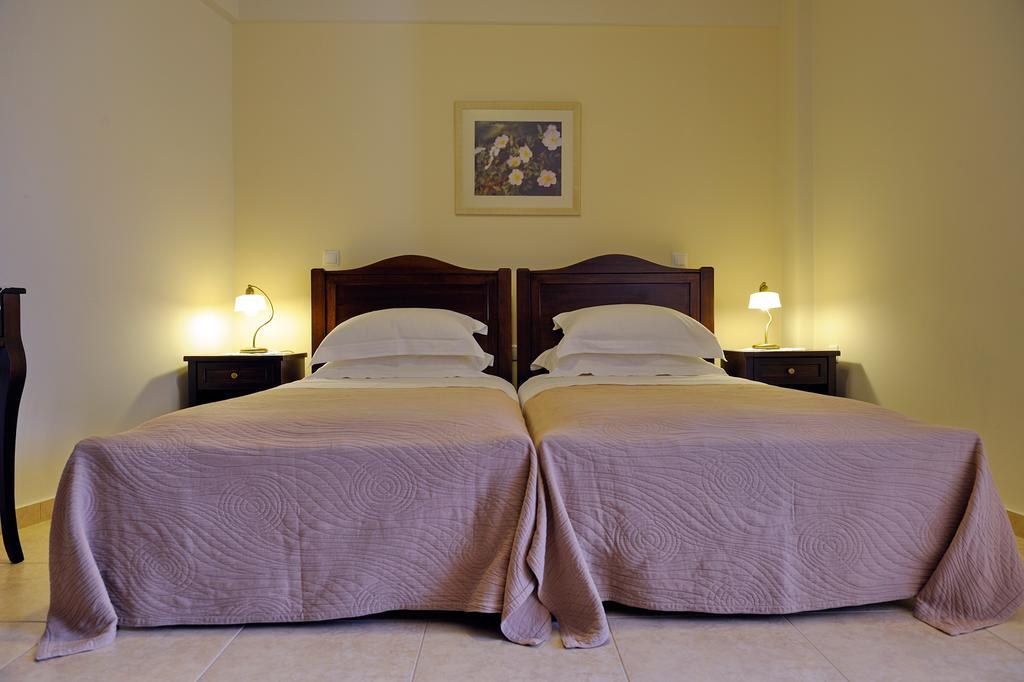 Dianthos Guesthouse Kiriákion Eksteriør billede
